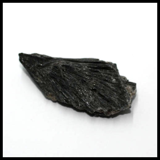 Black Kyanite Natural Crystal 26g 6cm