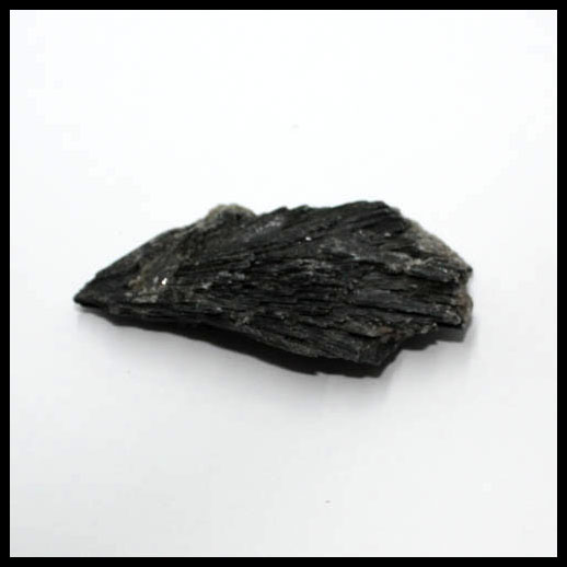 Black Kyanite Natural Crystal 26g 6cm